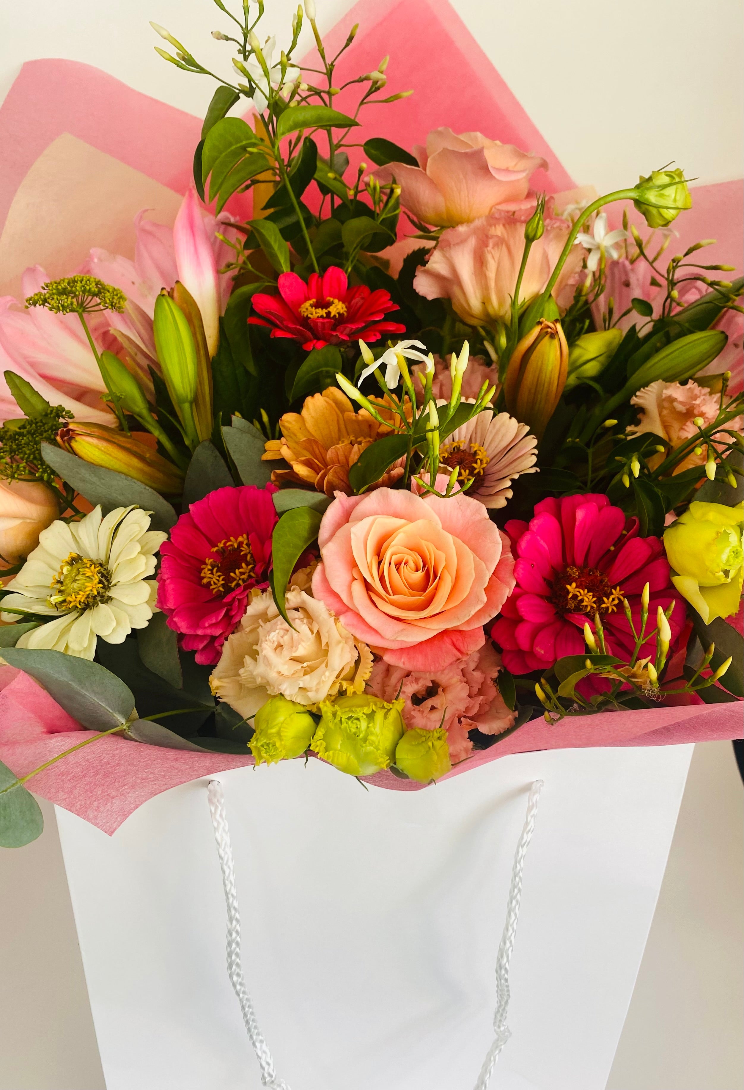 Peachy Queen  - Posy in Vase